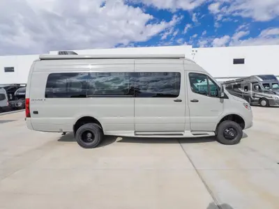 2027 Entegra Coach Insignia photo 18