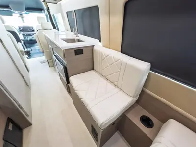2027 Entegra Coach Insignia photo 15