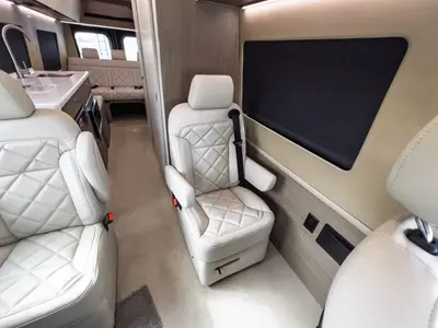 2027 Entegra Coach Insignia photo 8