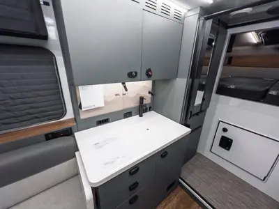 2027 Winnebago Arka photo 8