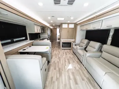 2027 Thor Motor Coach Windsport photo 6
