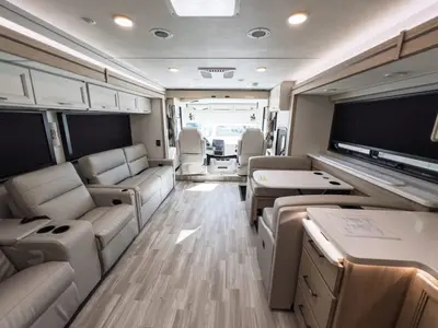 2027 Thor Motor Coach Windsport photo 4