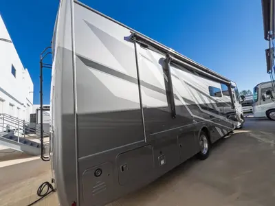 2027 Thor Motor Coach Windsport photo 21