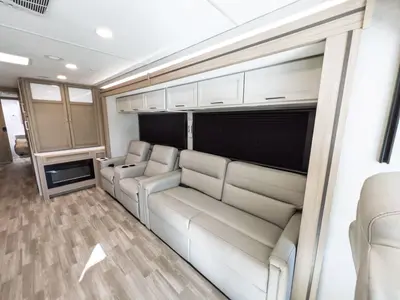 2027 Thor Motor Coach Windsport photo 7