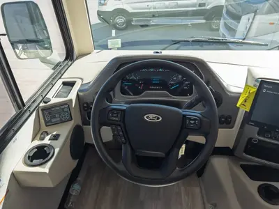 2027 Thor Motor Coach Windsport photo 3