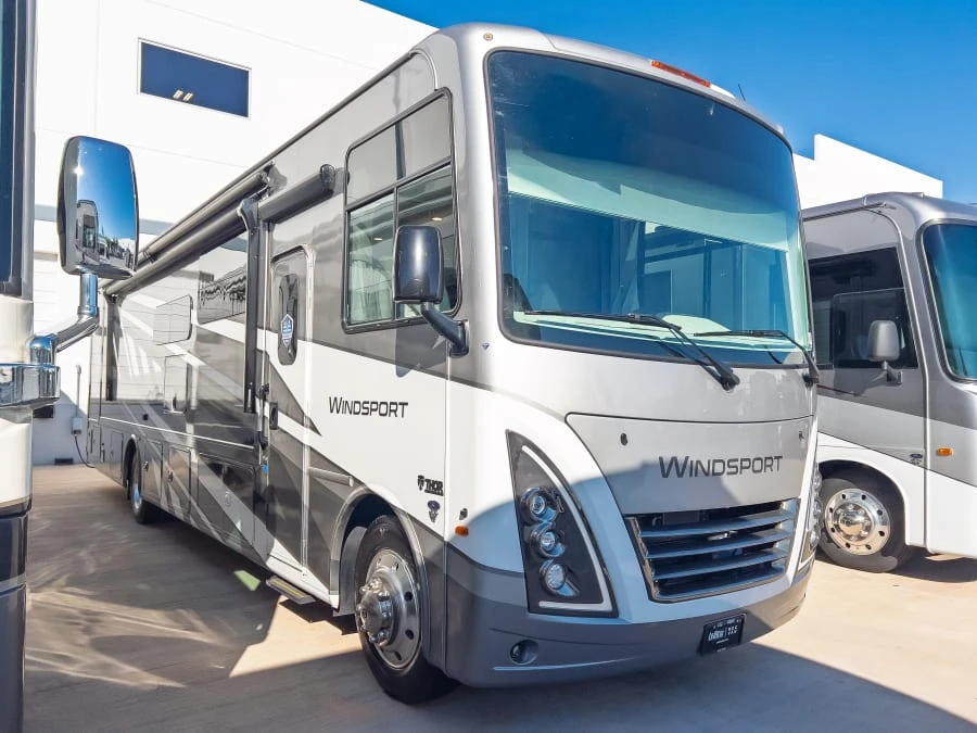 2027 Thor Motor Coach Windsport exterior