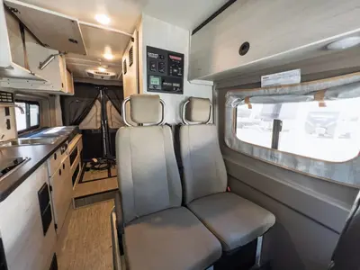 2027 Winnebago Solis photo 7