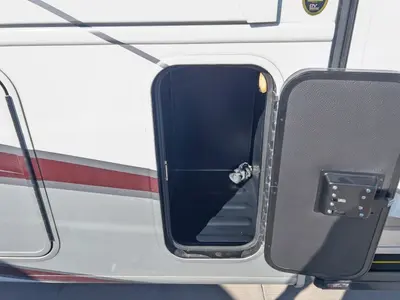 2027 Entegra Coach Vision XL photo 23