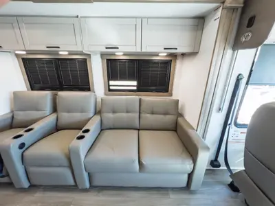 2027 Entegra Coach Vision XL photo 8