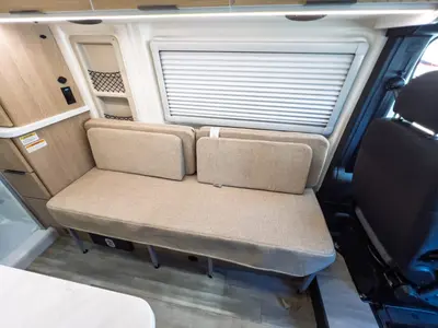 2027 Thor Motor Coach Rize photo 7