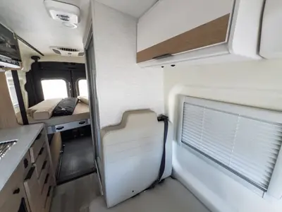 2027 Thor Motor Coach Talavera photo 7