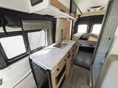 2027 Thor Motor Coach Talavera photo 10