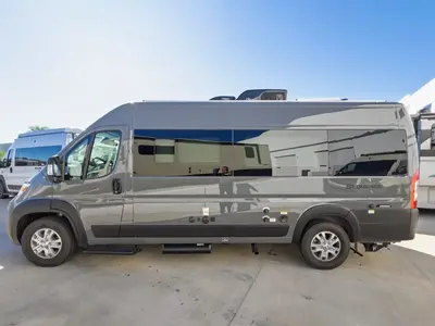 2027 Thor Motor Coach Sequence photo 18