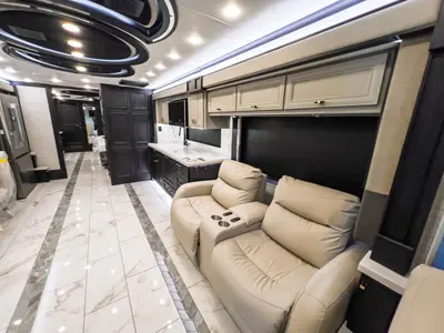 2027 Tiffin Motorhomes Allegro BUS photo 6