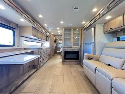 2023 Tiffin Motorhomes Breeze 33BR photo 4