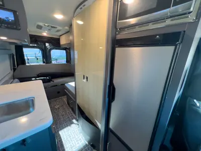 2024 Thor Motor Coach Sanctuary photo 7