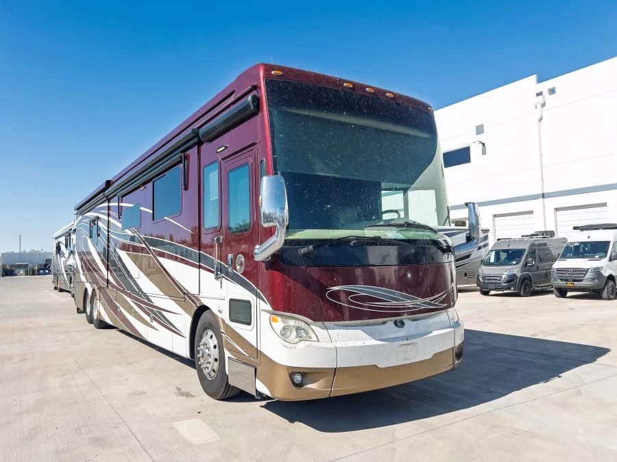 2017 Tiffin Motorhomes Allegro BUS exterior