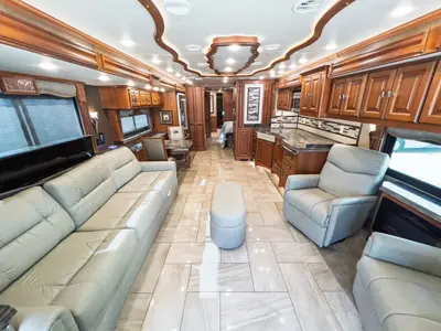 2017 Tiffin Motorhomes Allegro BUS photo 5
