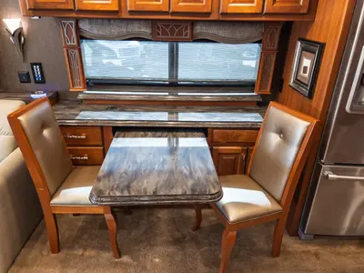 2017 Tiffin Motorhomes Allegro BUS photo 13