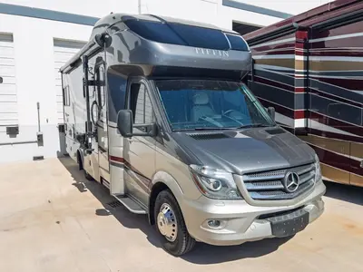 2019 Tiffin Motorhomes Wayfarer exterior