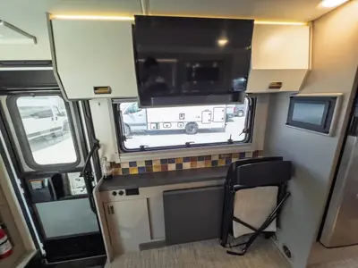 2025 Winnebago View photo 11