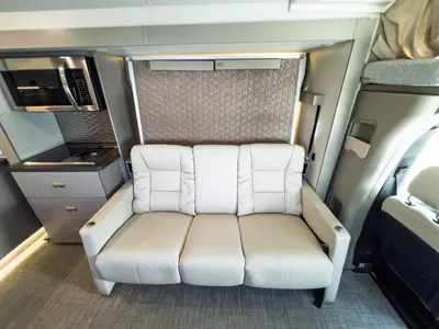 2025 Winnebago View photo 8