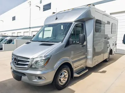 2018 Pleasure Way Plateau XL photo 28