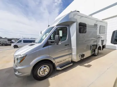 2018 Pleasure Way Plateau XL photo 22