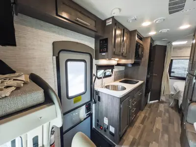 2025 Entegra Coach Odyssey SE photo 9
