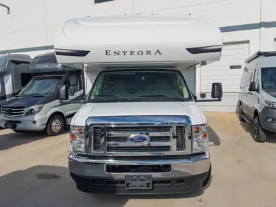 2025 Entegra Coach Odyssey SE photo 28