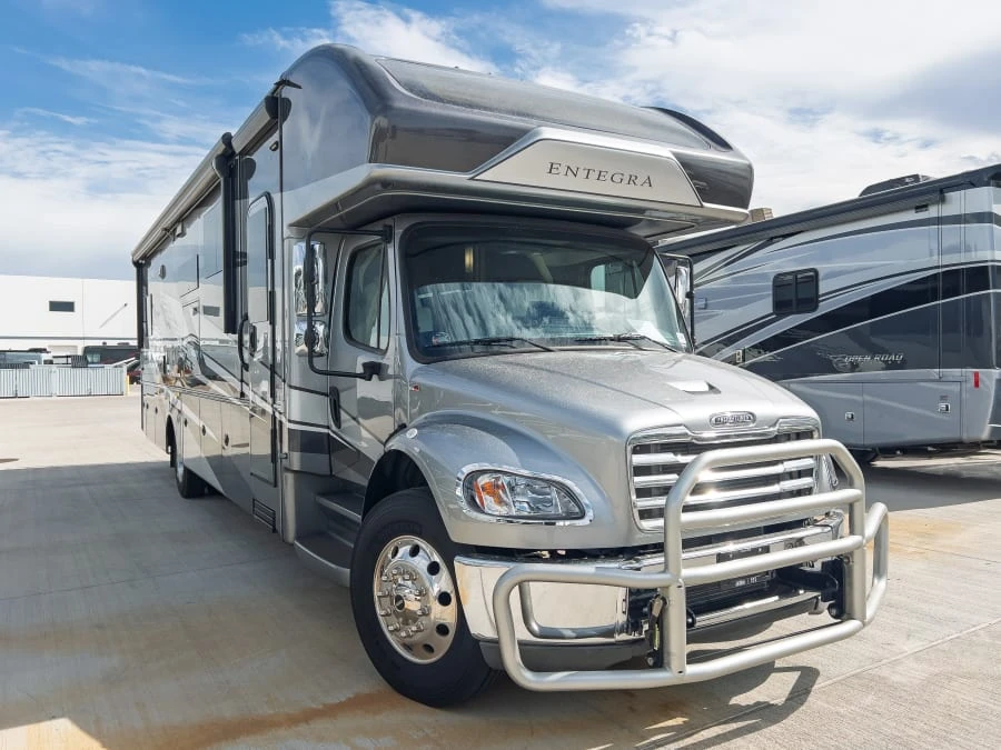 2025 Entegra Coach Accolade exterior