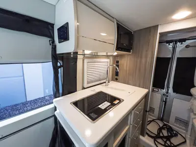 2026 Thor Motor Coach Rize photo 10