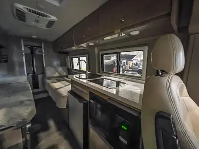 2021 Winnebago Travato photo 7