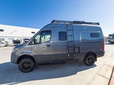2023 Tiffin Motorhomes GH1 photo 17