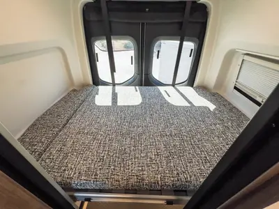 2023 Tiffin Motorhomes GH1 photo 14