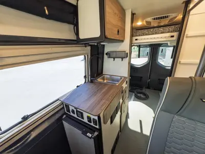2023 Tiffin Motorhomes GH1 photo 9