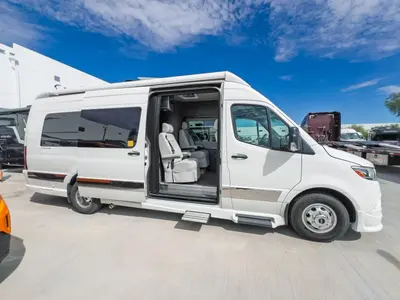 2024 Grech RV Strada-ION photo 21