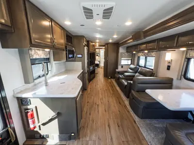 2023 Renegade Verona photo 6