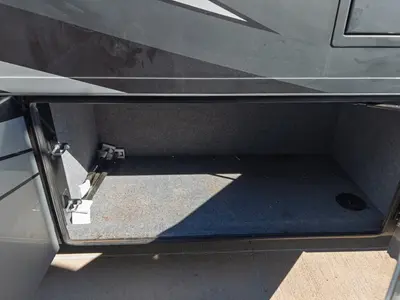 2023 Renegade Verona photo 25