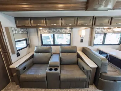 2023 Renegade Verona photo 9