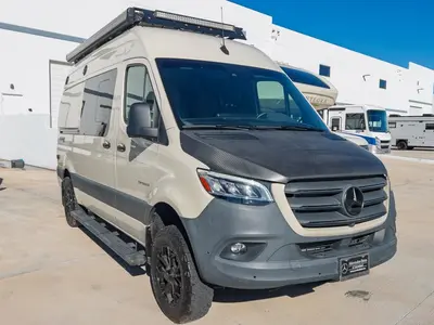 2023 Entegra Coach Launch exterior