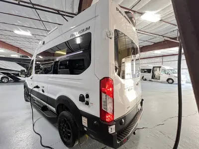 2025 Thor Motor Coach Palladium photo 21