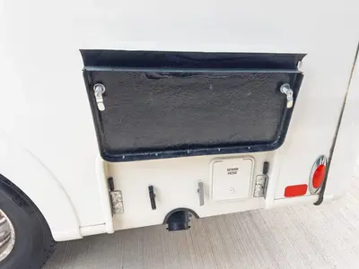 2015 Pleasure Way Plateau XLMB photo 25