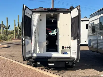 2025 Entegra Coach Ethos photo 2