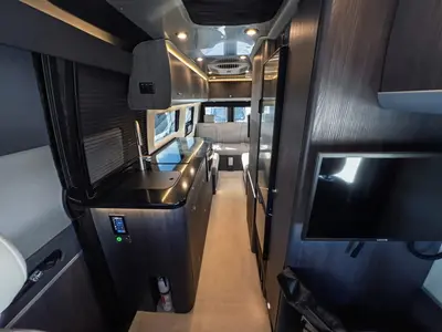 2024 Airstream Interstate photo 6