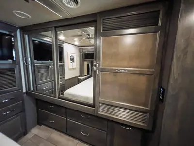 2022 Tiffin Motorhomes Allegro photo 18
