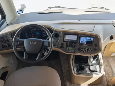 2022 Tiffin Motorhomes Allegro photo 2