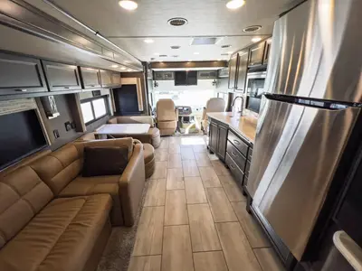 2022 Tiffin Motorhomes Allegro photo 4