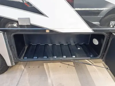 2022 Thor Motor Coach Tiburon photo 20