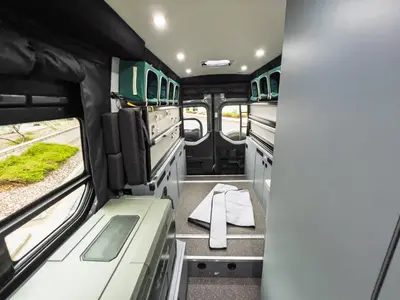 2022 Pleasure Way Recon photo 6